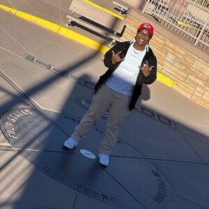 Meet your Posher, Syd